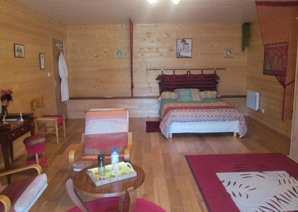Domaine Du Val De Soux Acomodação com café da manhã Montgaillard-de-Salies Quarto foto